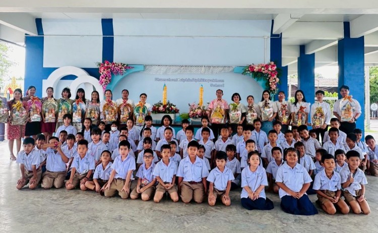 กิจกรรมถวายเทียนพรรษา ประจำปี 2568